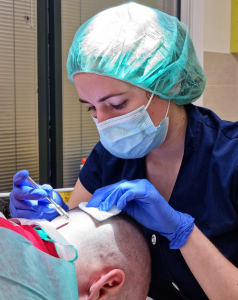 What is the schedule of an average hair implantation day? What is the schedule of an average hair implantation day?