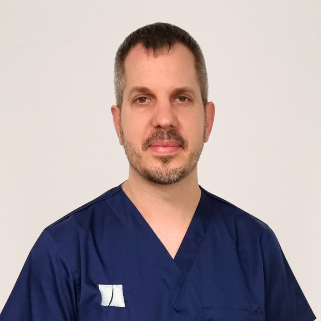 Dr. Máté Albert - Hair Transplant Specialist, SHE Technique Expert